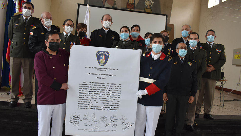 Tercer Encuentro Interregional de Perspectiva de Género ratifica compromiso de Bomberos de Chile con los desafíos para estandarizar estatutos en el país